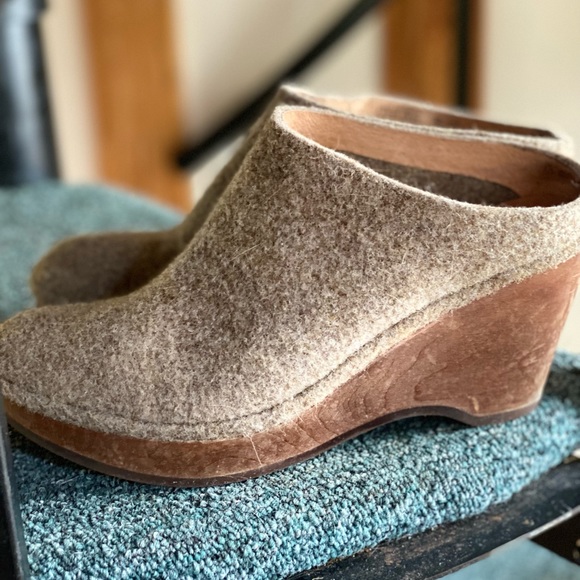 Gentle Souls Skylar Clogs Wool 